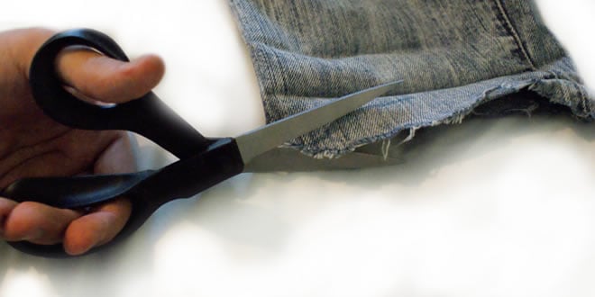 DIY Fashion – Jeans into Shorts: A Student’s Dream