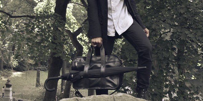 Five Essential Accessories for Autumn/Winter 2011