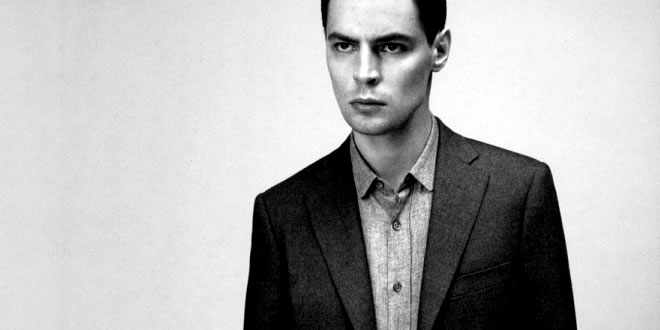 Fashion Trend: Men’s Grey Shirts