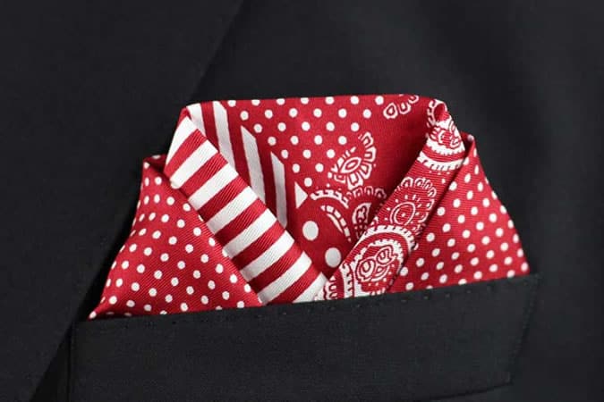 The Scallop Fold For Pocket Squares